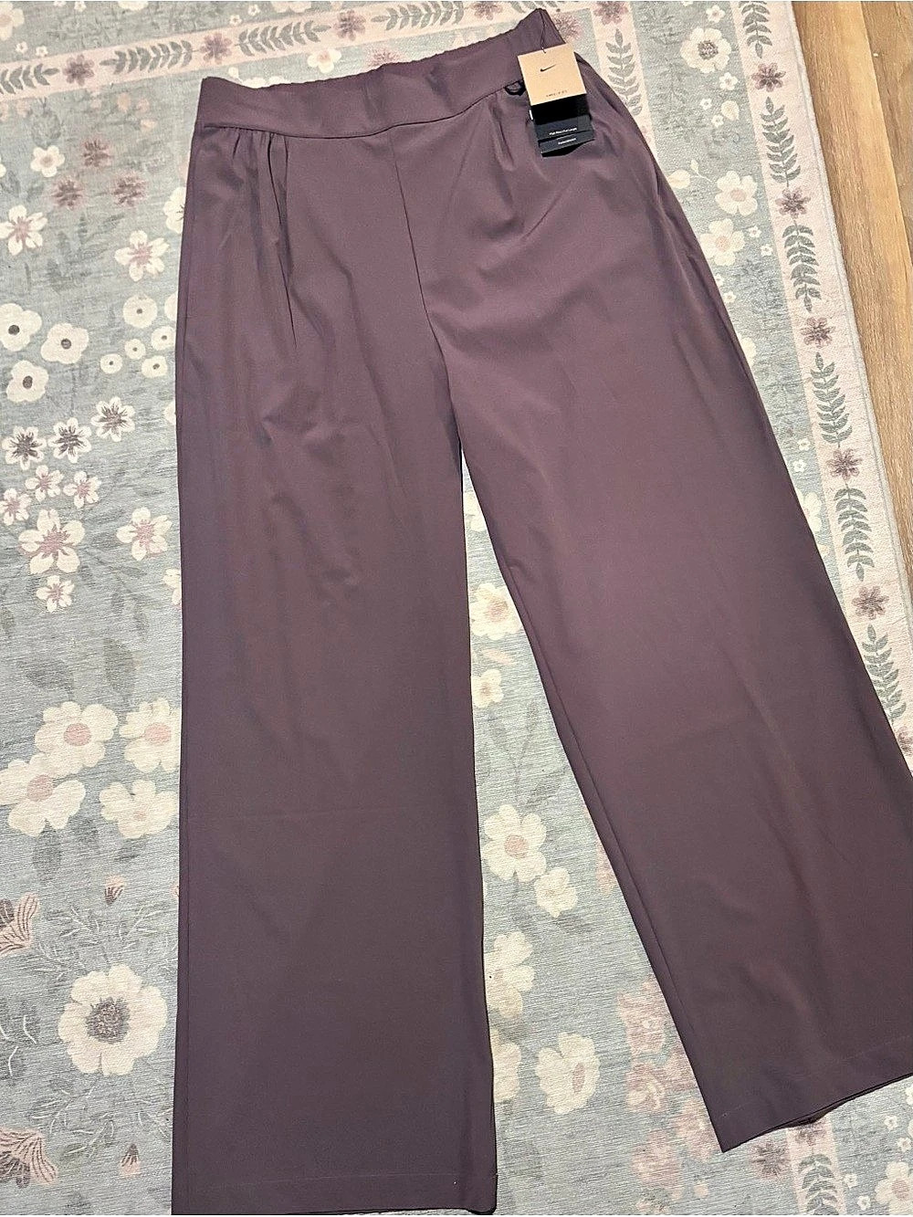 Nike 24.7 PerfectStretch Women's Dri-FIT High-Waisted Loose Wide-Leg Pants
